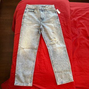 Old Navy Women's Extra High-Rise Sky-Hi Straight Ripped Jeans - Sz 8 - New w/tag